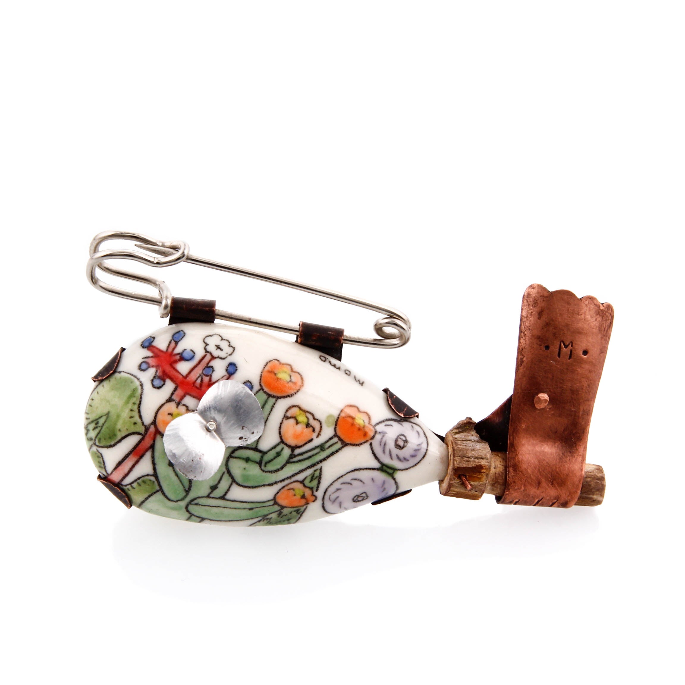 Momoko Usami, Ms M's Search Brooch - Flower, Ceramics and Metal Pin